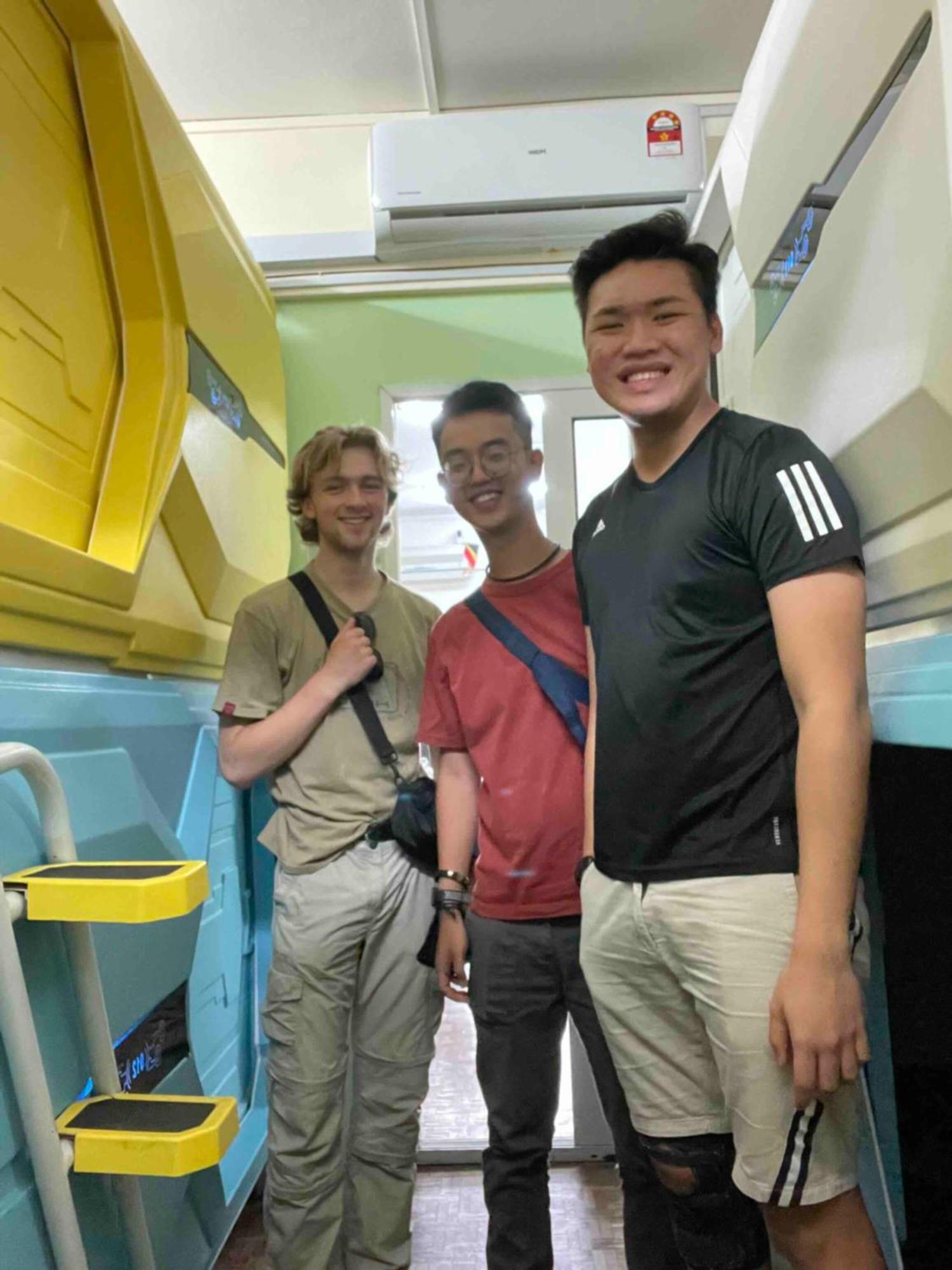 Pelangi Capsule Hostel Johor Bahru Eksteriør bilde
