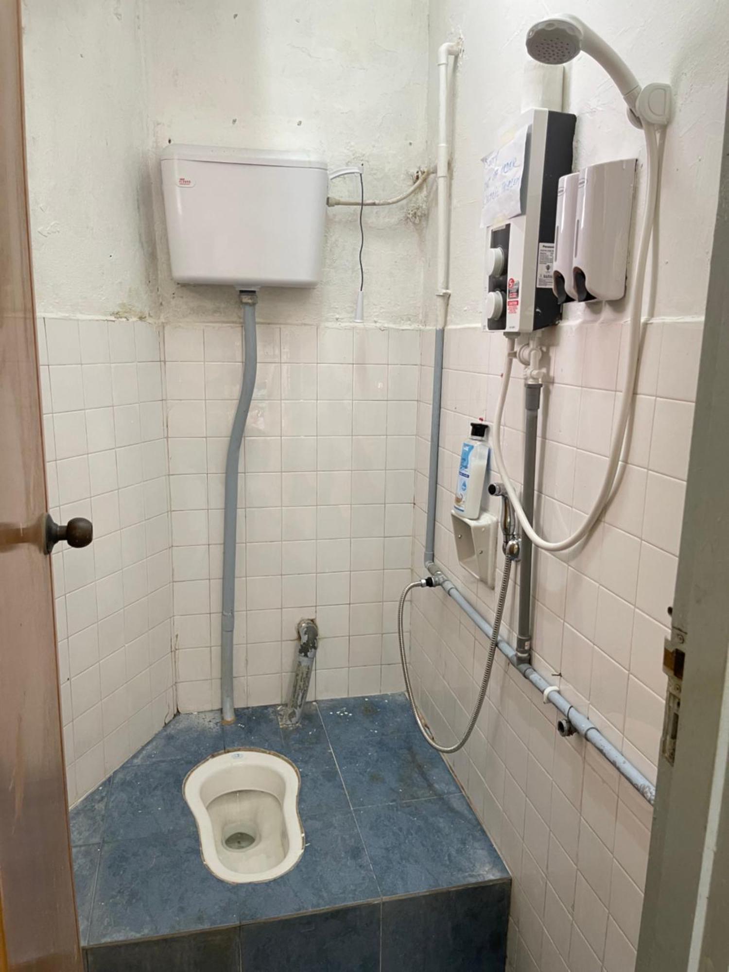 Pelangi Capsule Hostel Johor Bahru Eksteriør bilde