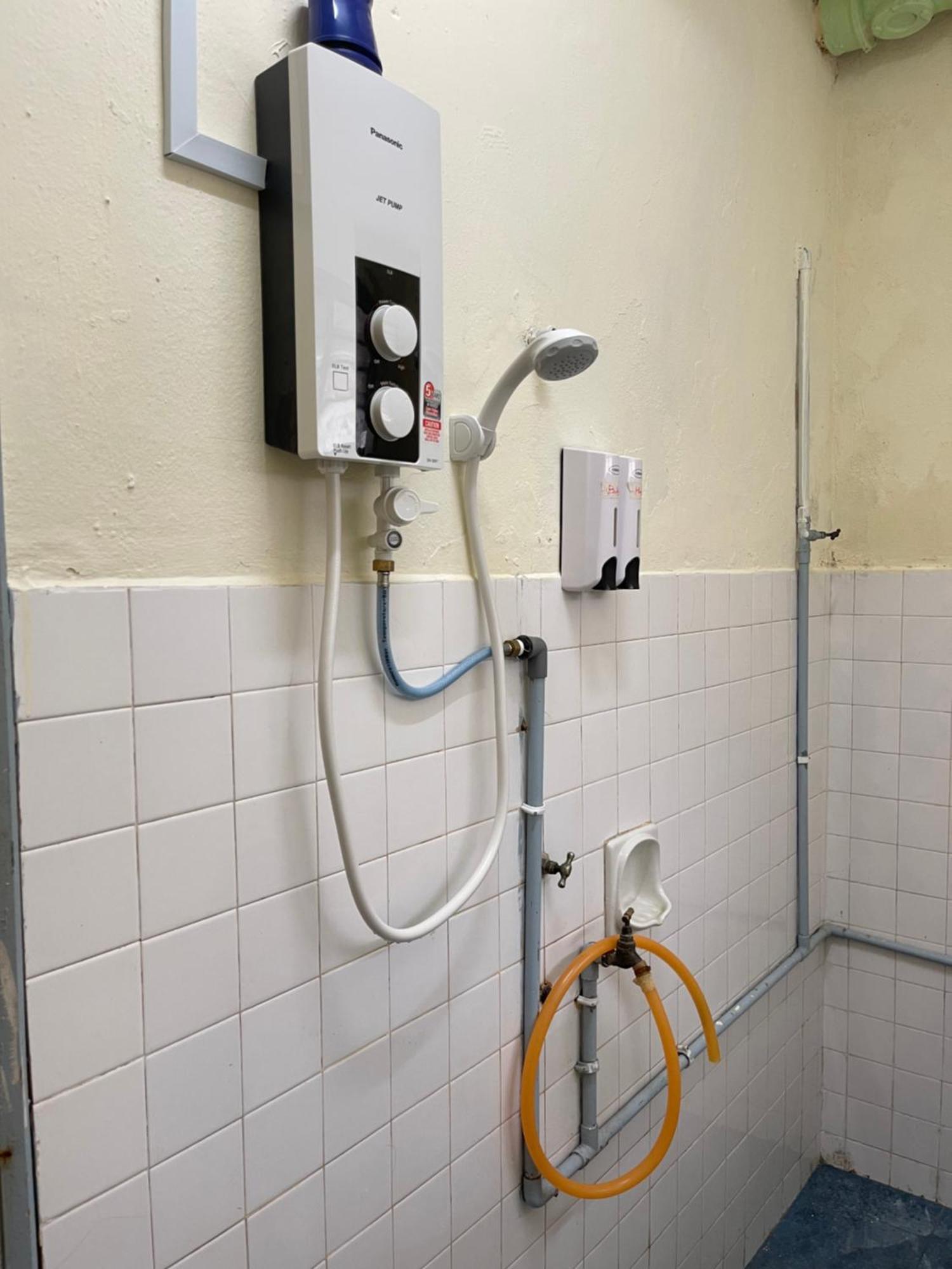 Pelangi Capsule Hostel Johor Bahru Eksteriør bilde